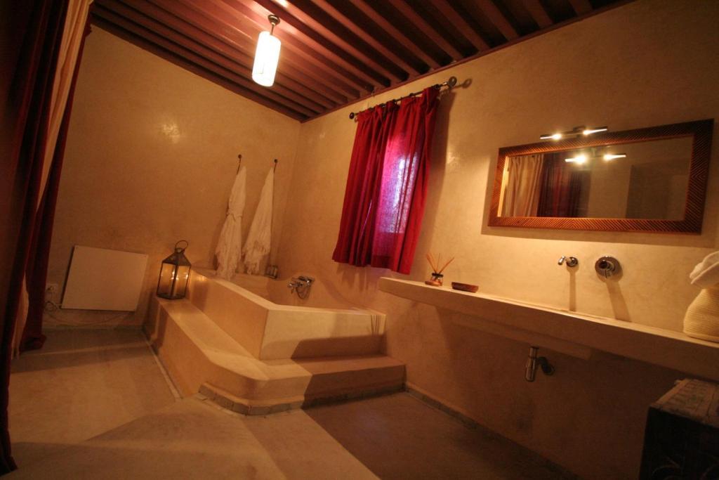 Dar Les Sirenes Hotel Essaouira Room photo